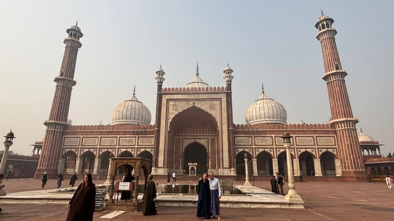 Tourists standing in front of Jama Masjid in Old Delhi during the 11 Days Golden Triangle Tour With Bharatpur